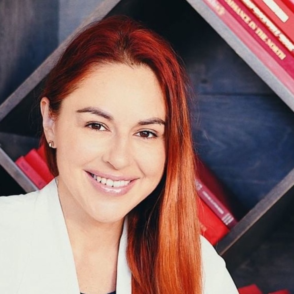 Meet your Posher, Monica